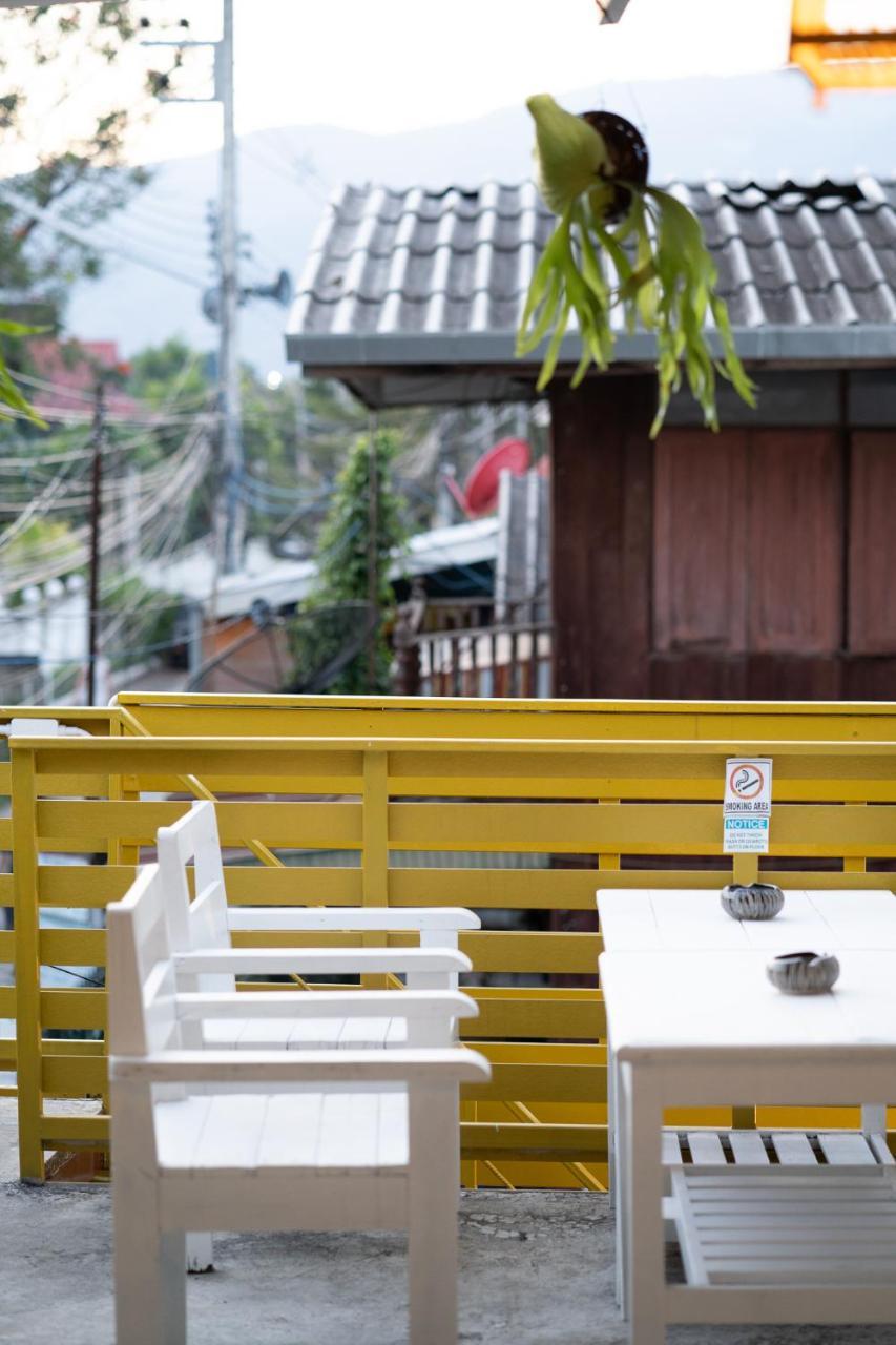 Past Tense Hostel Chiang Mai Exterior photo
