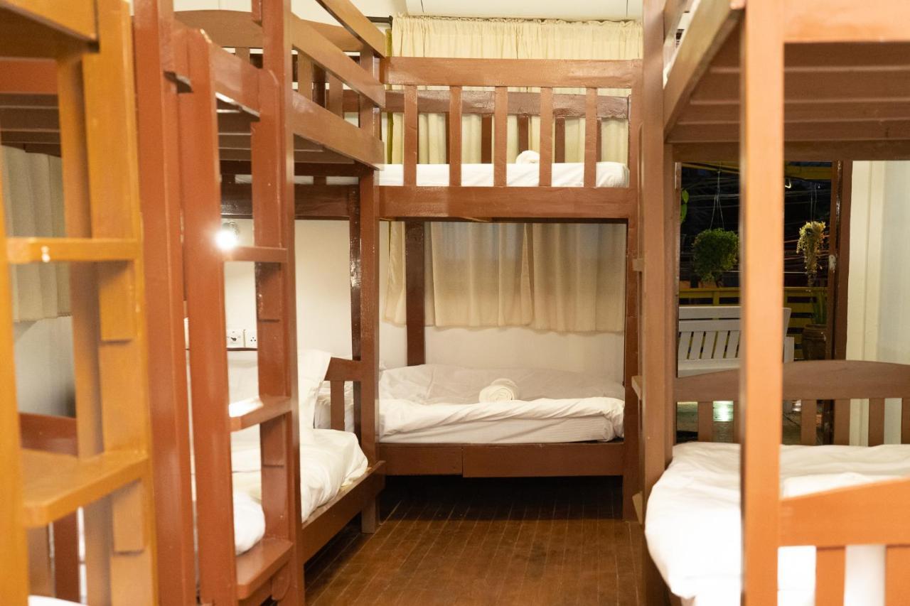 Past Tense Hostel Chiang Mai Exterior photo
